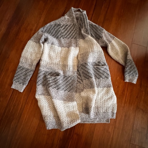 Max Studio Sweaters - FREE🌟 Max Studio Oversized Open-Front Sweater Cardigan Chunky Striped Gray Cream